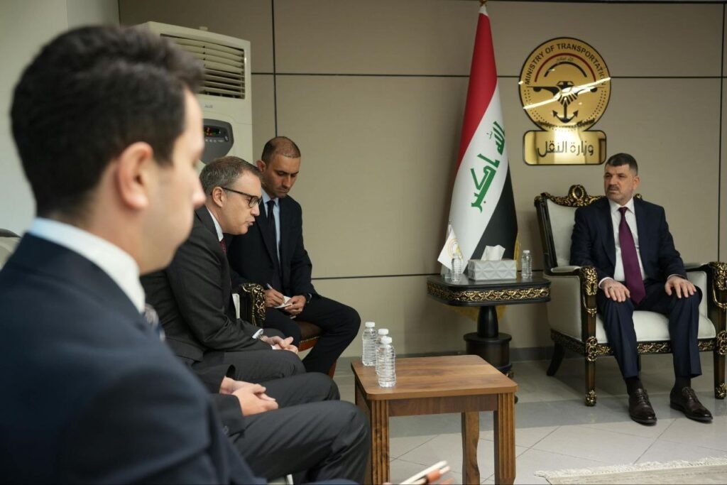 وزير النقل والسفير التركي يبحثان التعاون في النقل وطريق التنمية