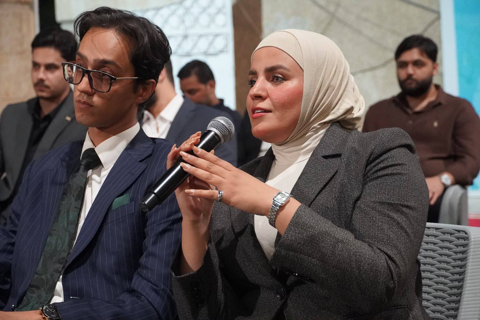 مشاركون في الجلسة الحوارية لمجلس الحوار المجتمعي